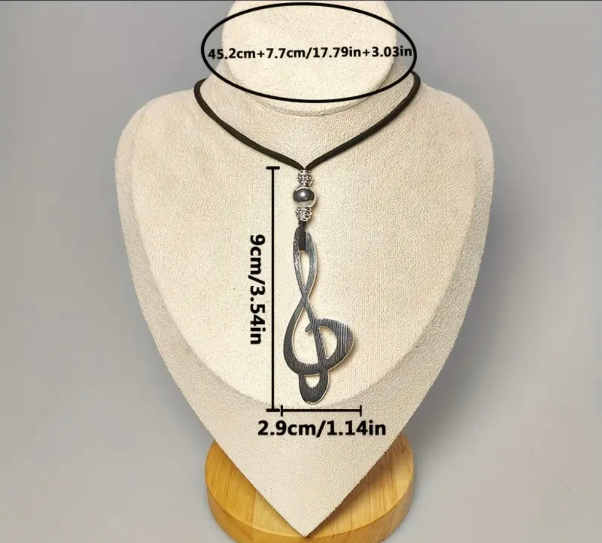 Music Lovers necklace